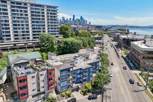 Elliott Ave W 405-S2905-002.jpg