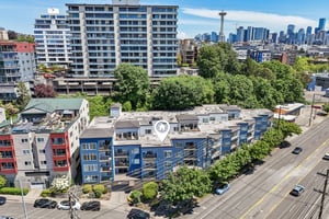 Elliott Ave W 405-S2905-004.jpg