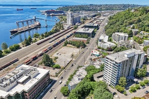 Elliott Ave W 405-S2905-010.jpg