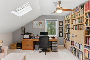  Photo 43