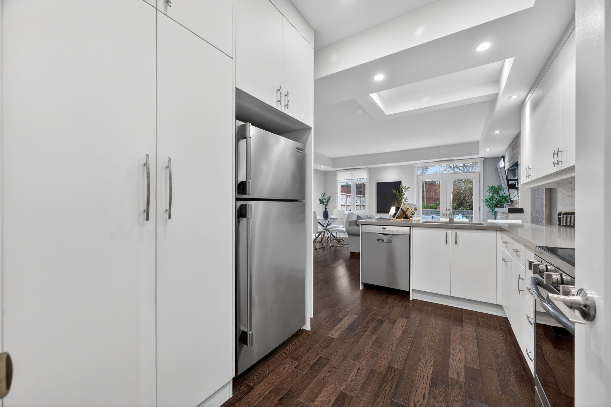 500 Richmond St W 115 Toronto, ON M5V 3N4