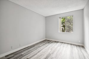 S Catalina St-010.jpg