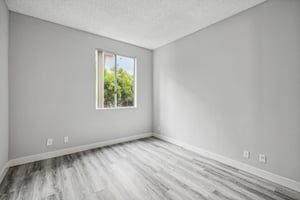 S Catalina St-012.jpg