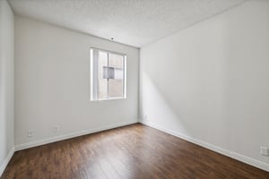 S Catalina St-016.jpg