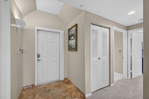  Photo 0