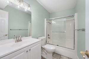 500-W-Villa-Dunes-E3-Hall-Bath