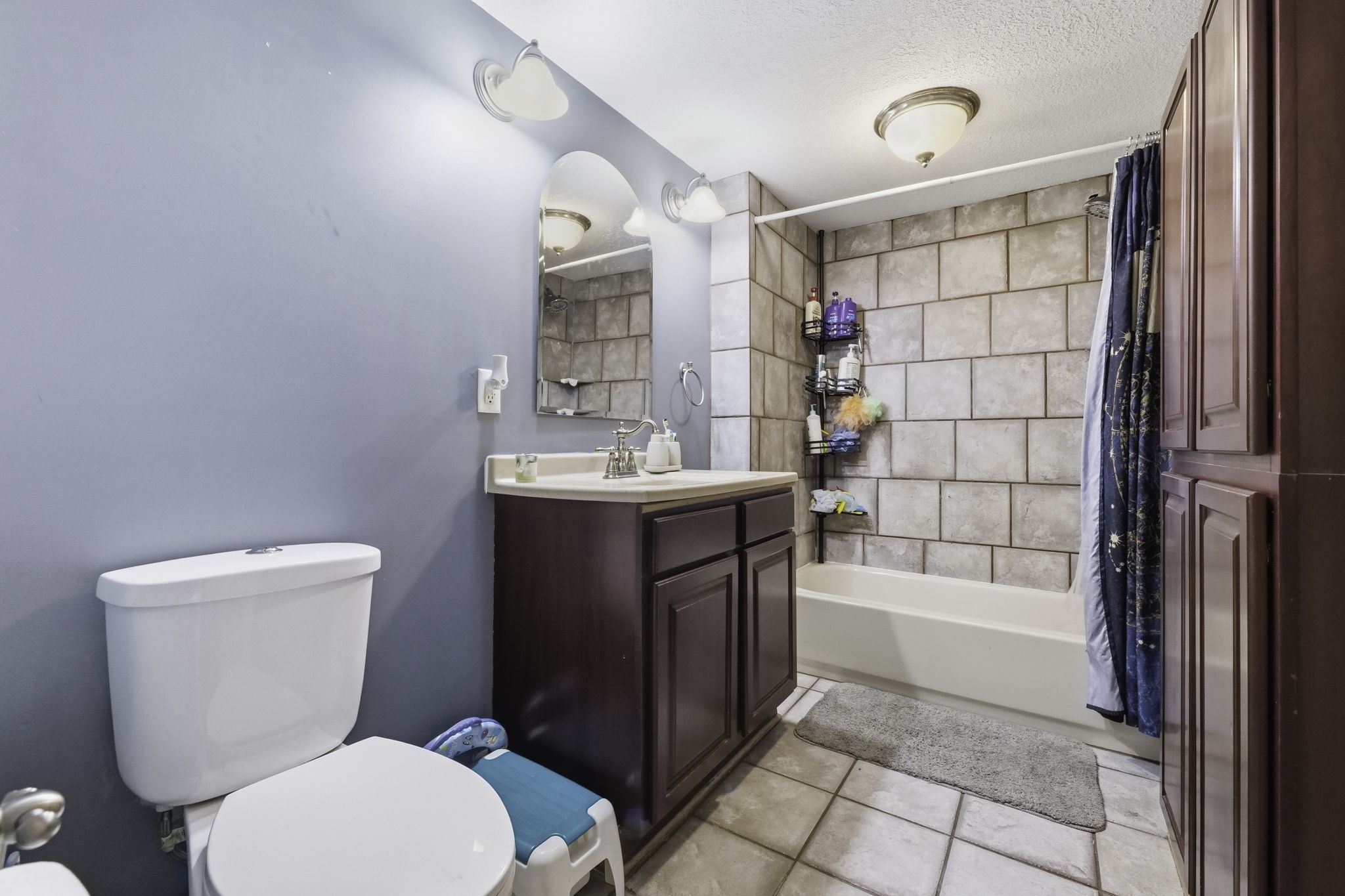 19 Bathroom