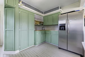 10 Kitchen 02
