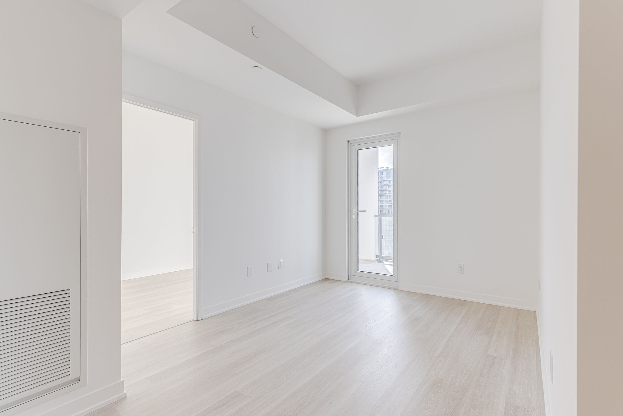 Toronto property showcase — delivered property photograph 8