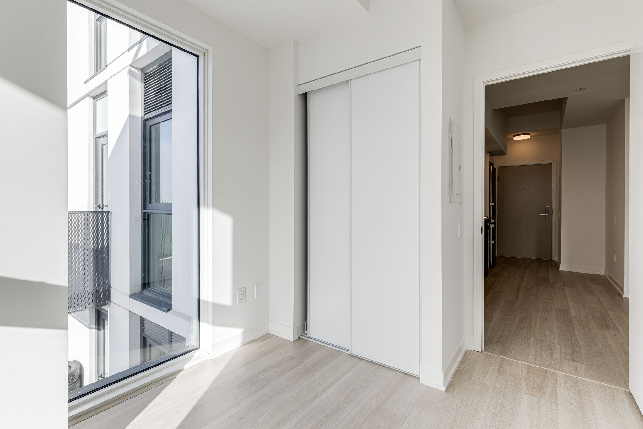 Toronto property showcase — delivered property photograph 16