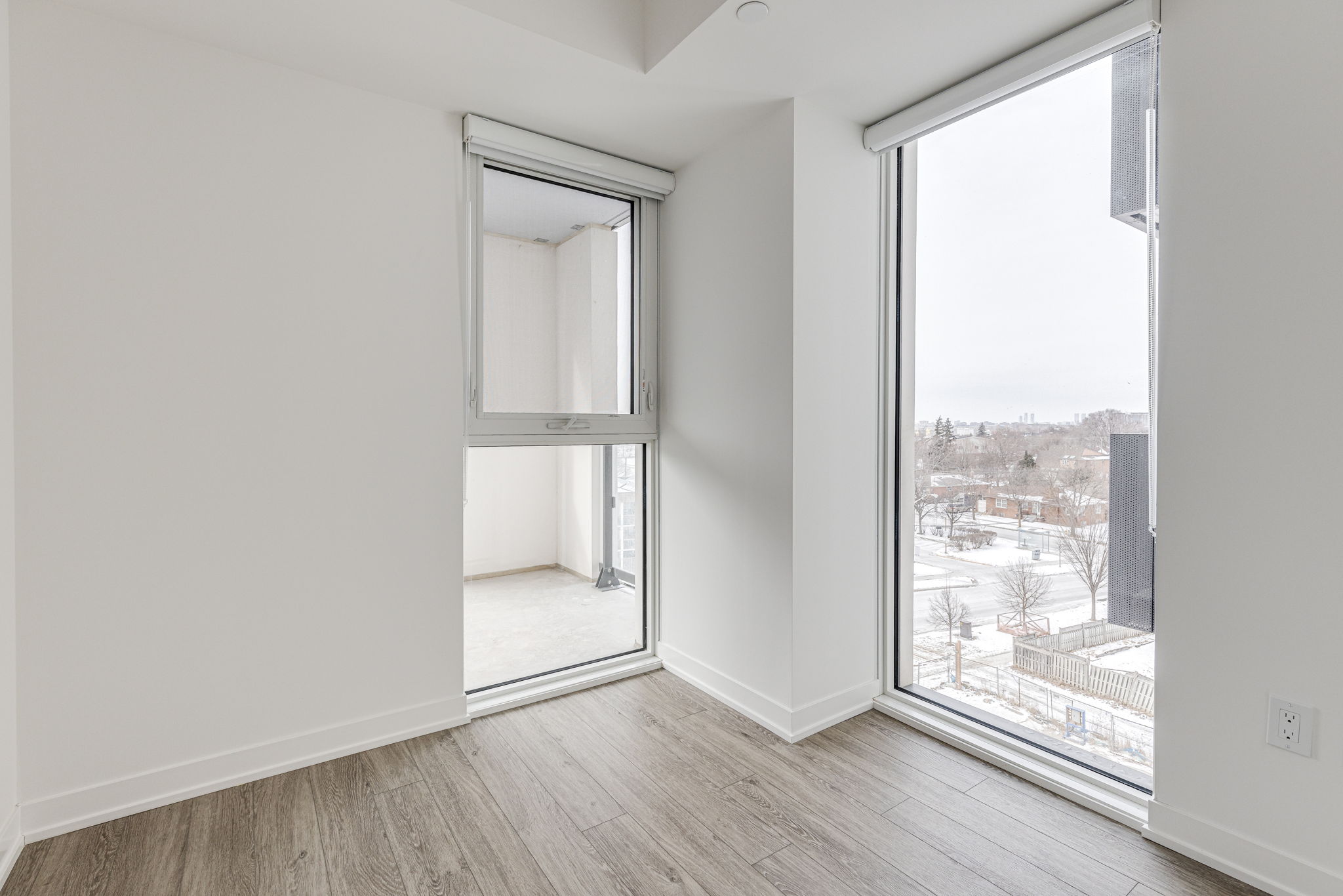 Toronto property showcase — delivered property photograph 9