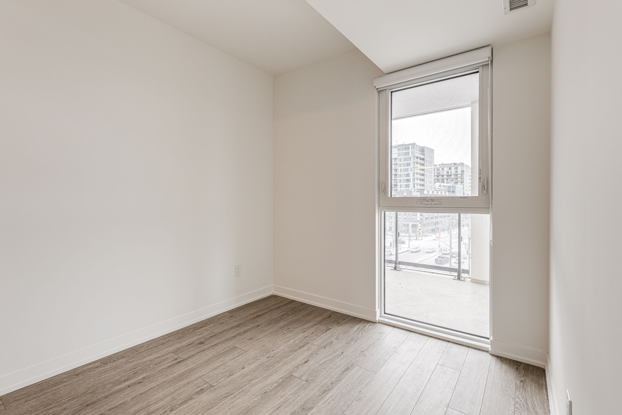 Toronto property showcase — delivered property photograph 12