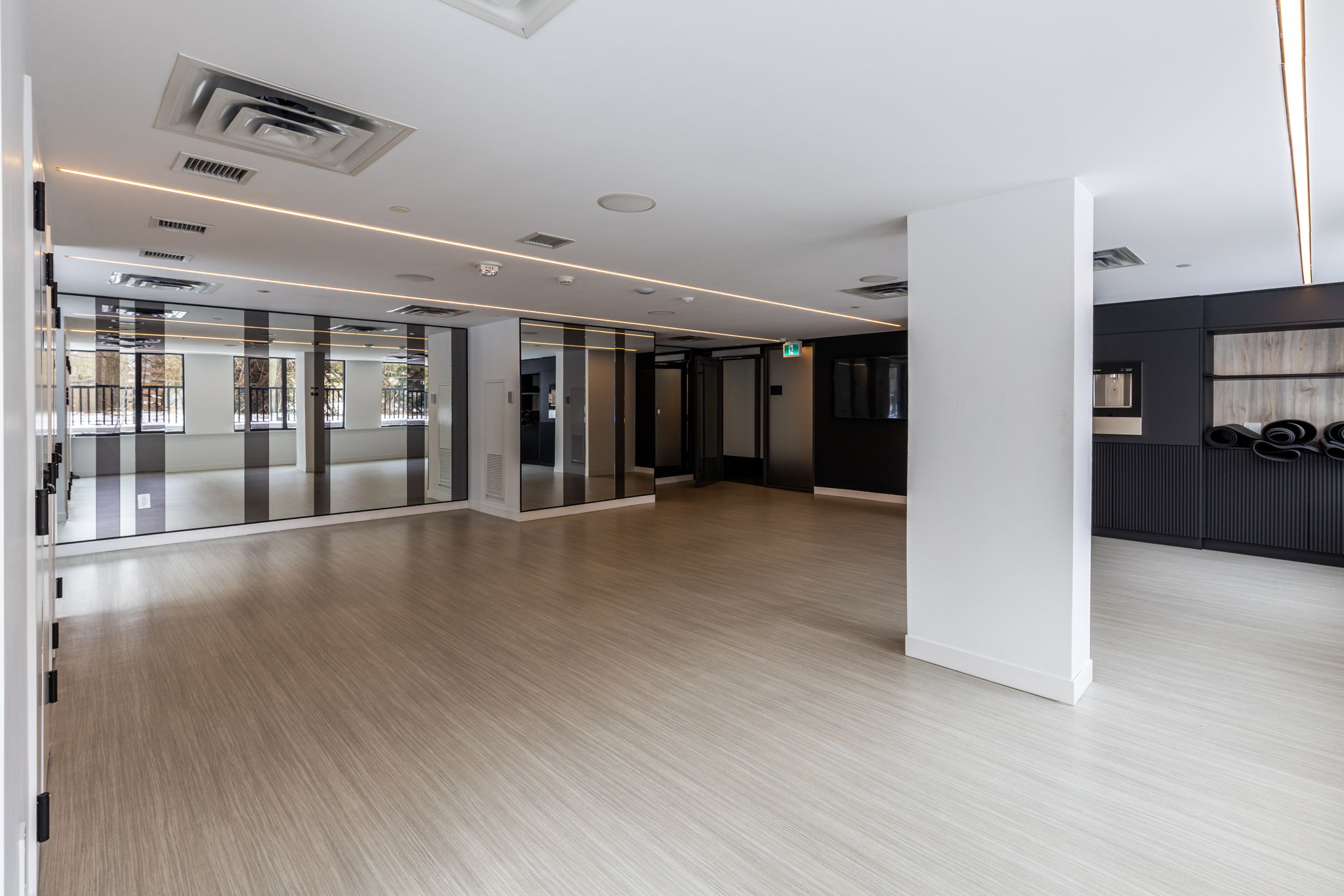 Toronto property showcase — delivered property photograph 25