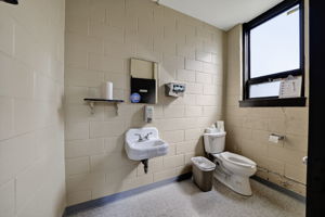  Photo 23