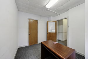  Photo 47