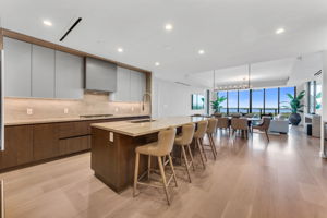Breakfast Bar - Kitchen