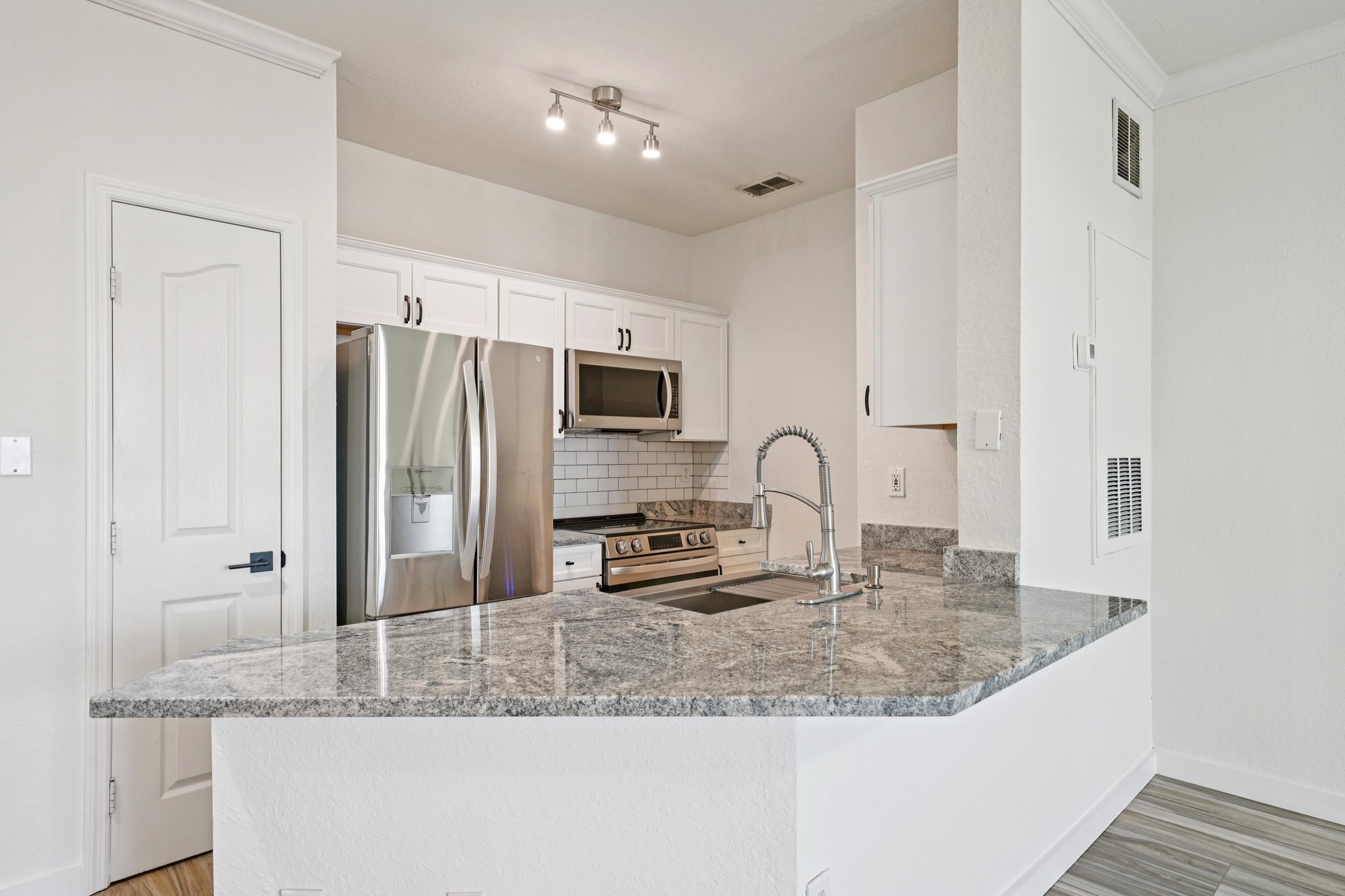 Culbreath Key Way-S1202-009.jpg