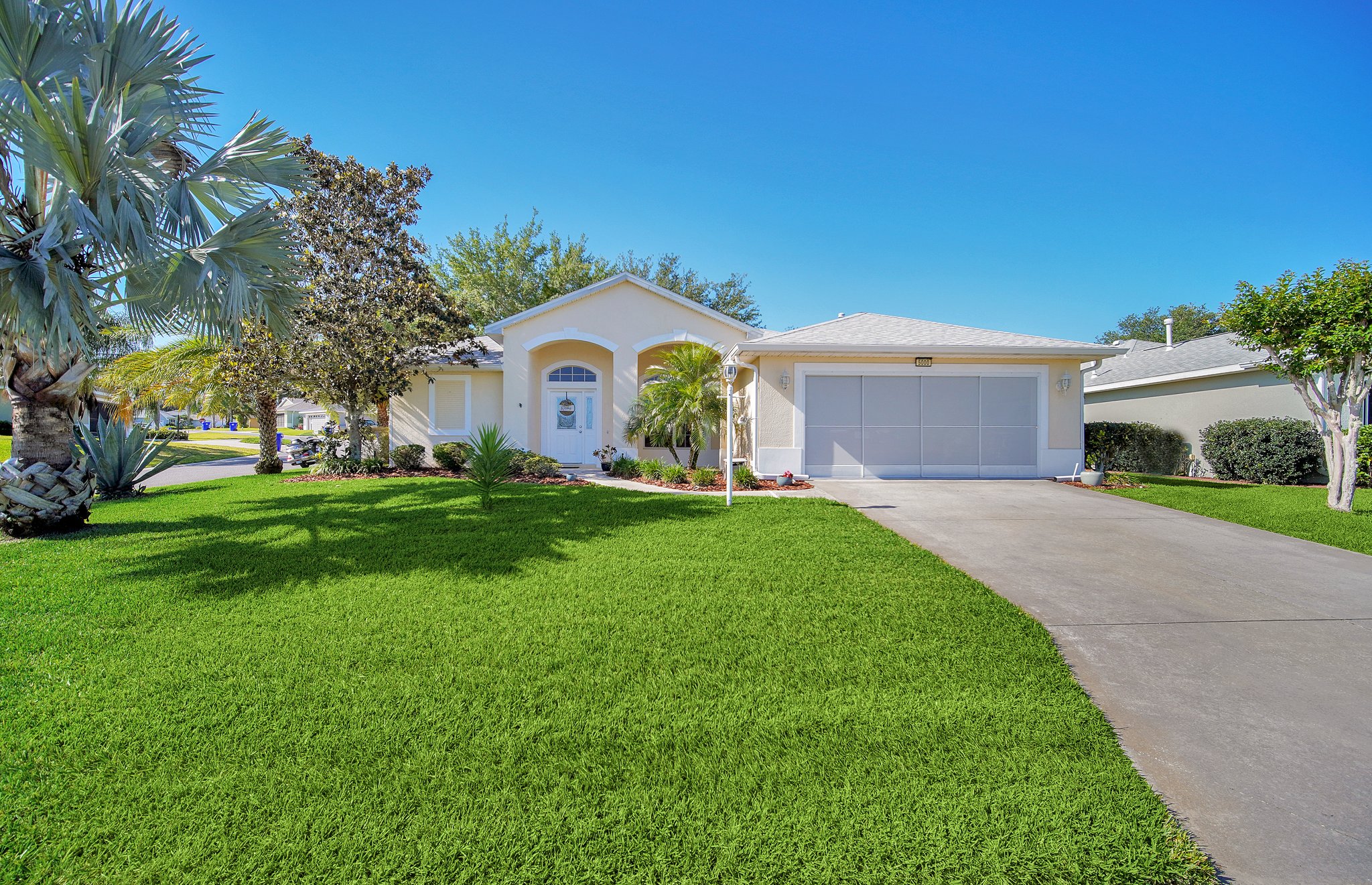5000 Portsmouth St, Tavares, FL 32778, USA Photo 1