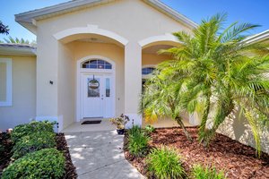 5000 Portsmouth St, Tavares, FL 32778, USA Photo 2