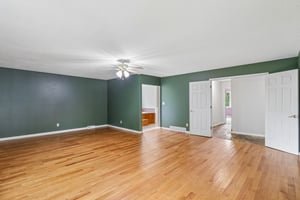 Shrine Park Rd-S0906-019.jpg