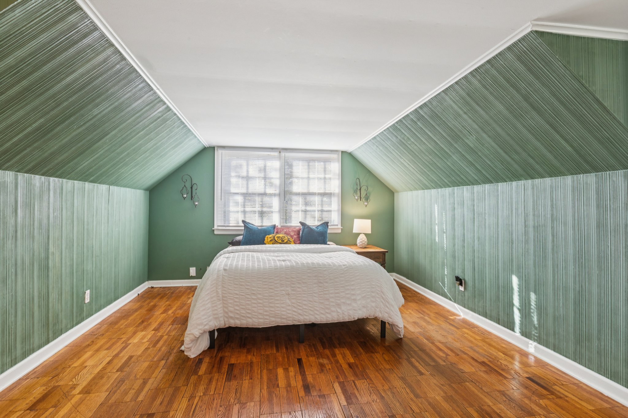 7428 - 5001 Belmeade Rd_022 (2).jpg