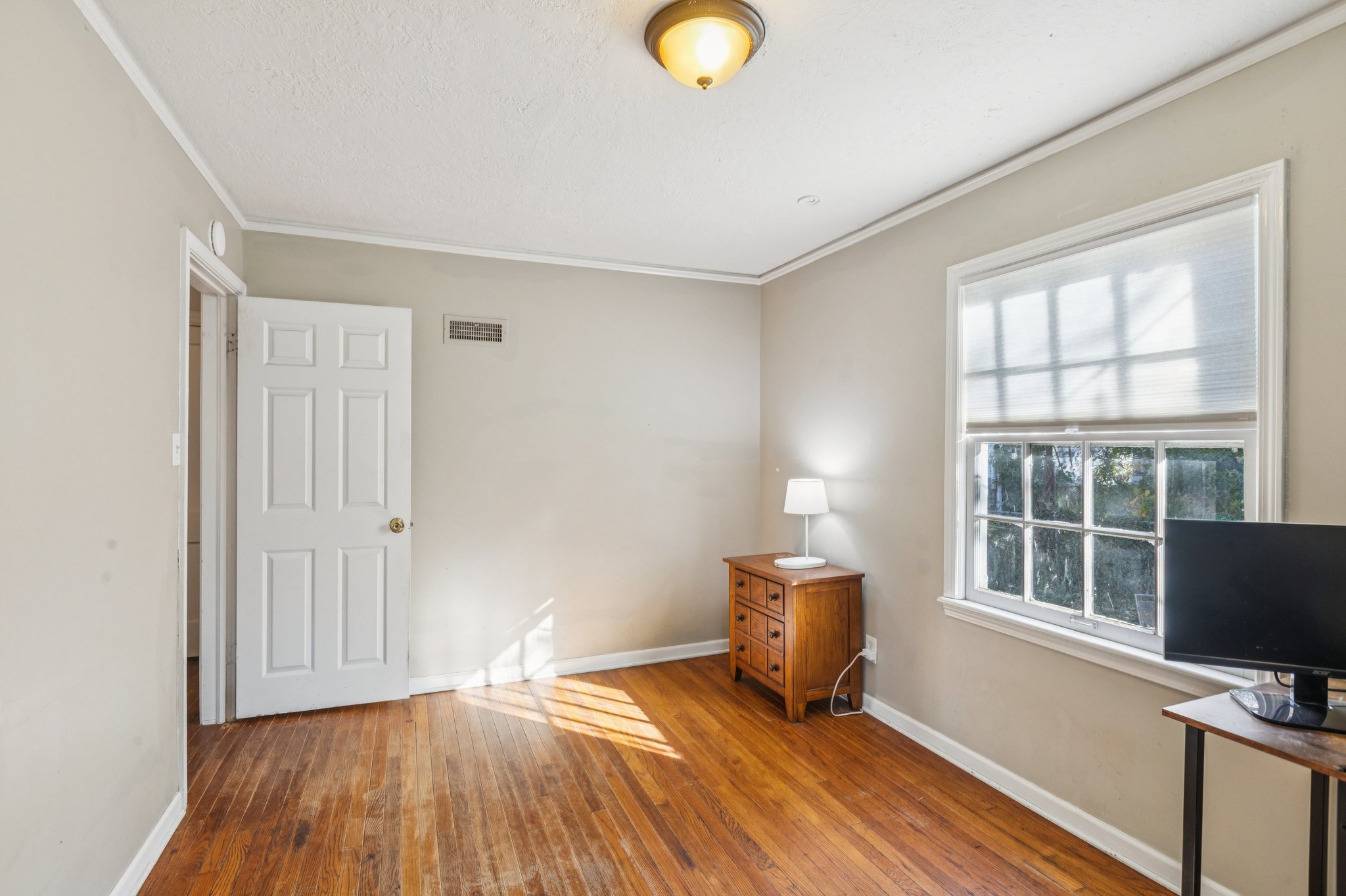 7428 - 5001 Belmeade Rd_029 (2).jpg