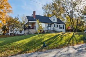 7428 - 5001 Belmeade Rd_001 (2).jpg