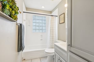 7428 - 5001 Belmeade Rd_025 (2).jpg