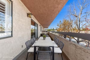 087A6140 virtually staged.jpeg