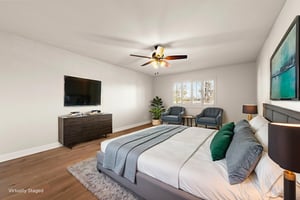 087A6028 virtually staged.jpeg