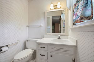  Photo 40