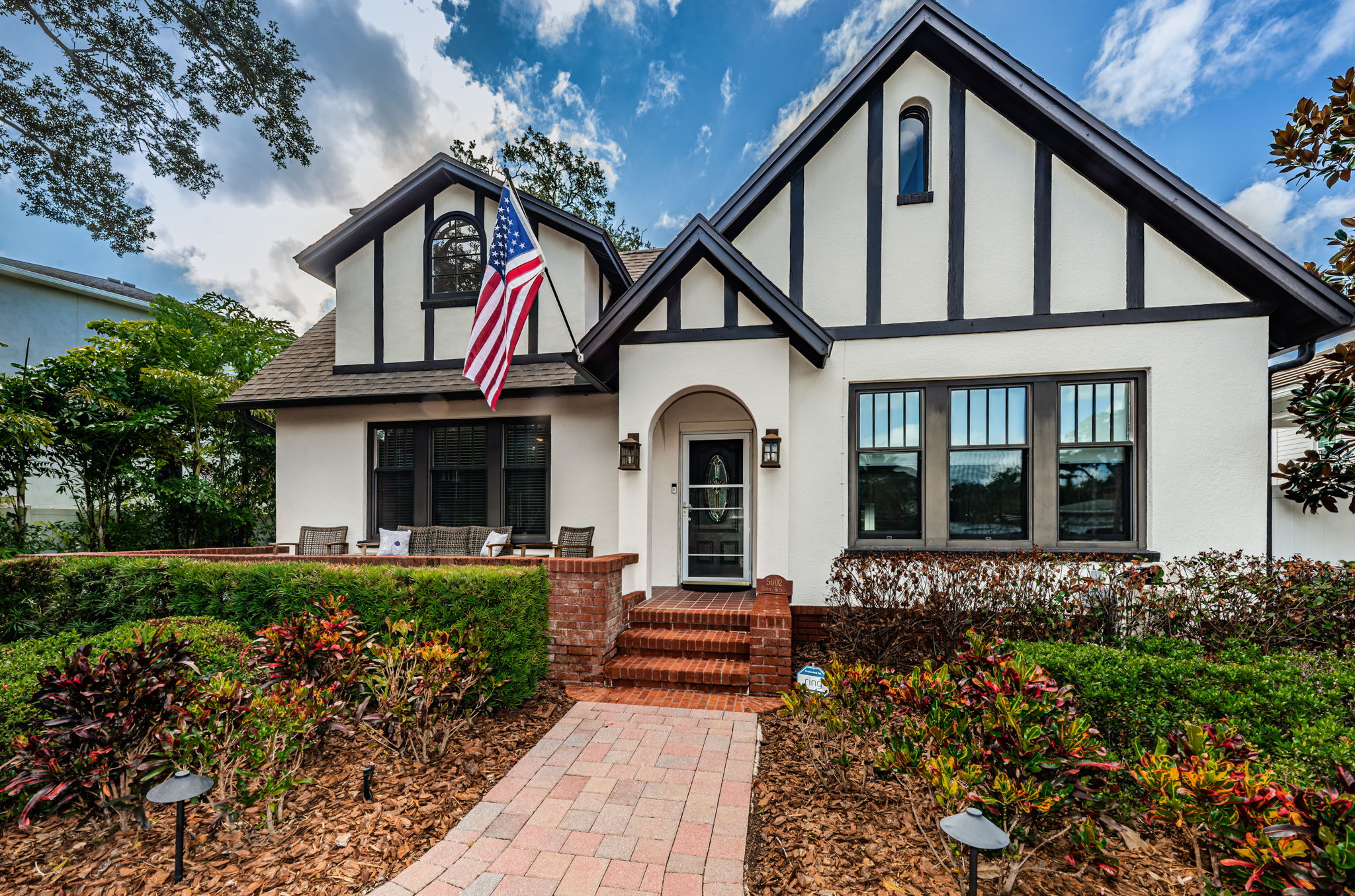Front Exterior2