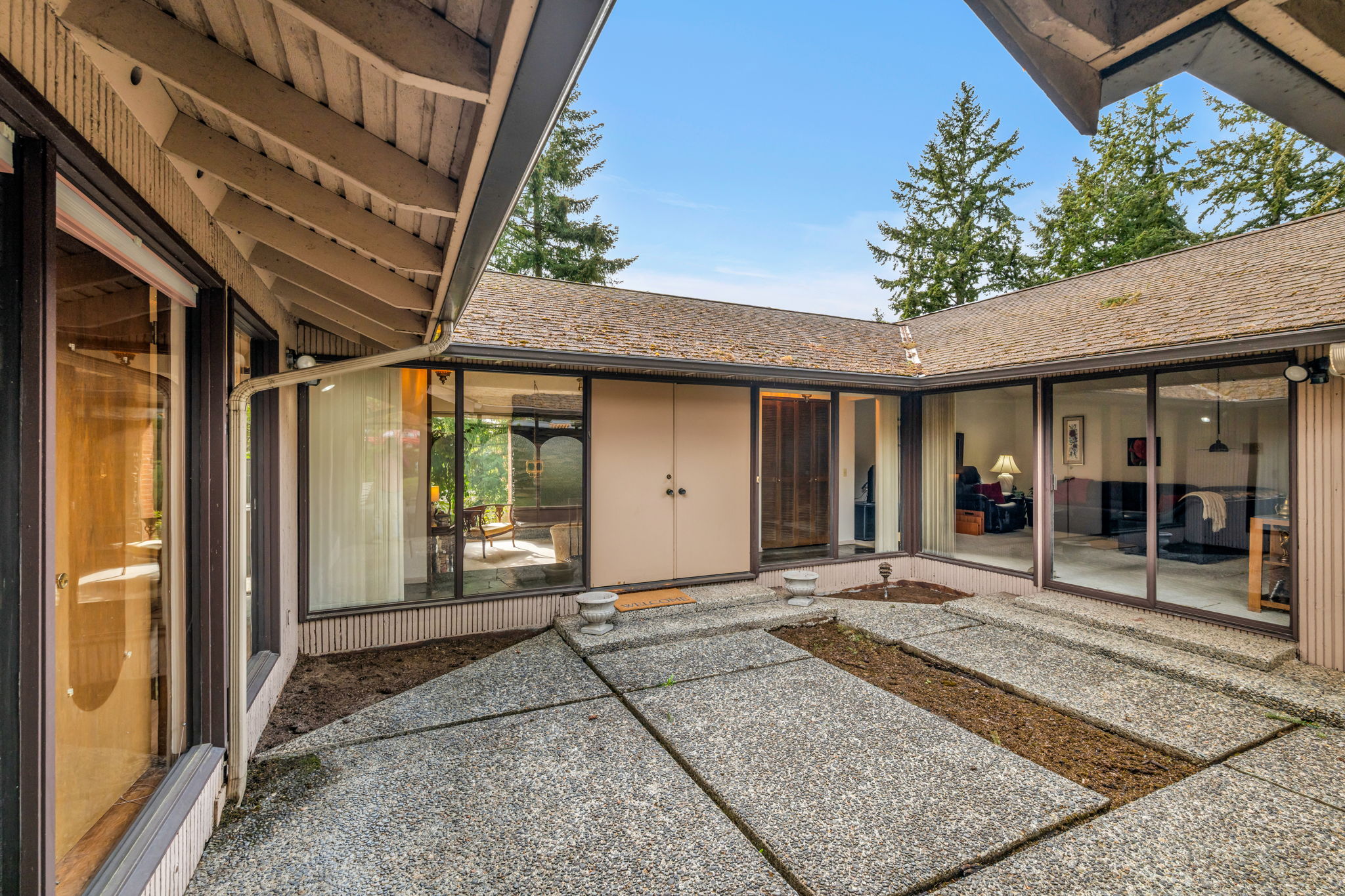 9658 51st Ave S, Seattle, WA 98118, US Photo 84