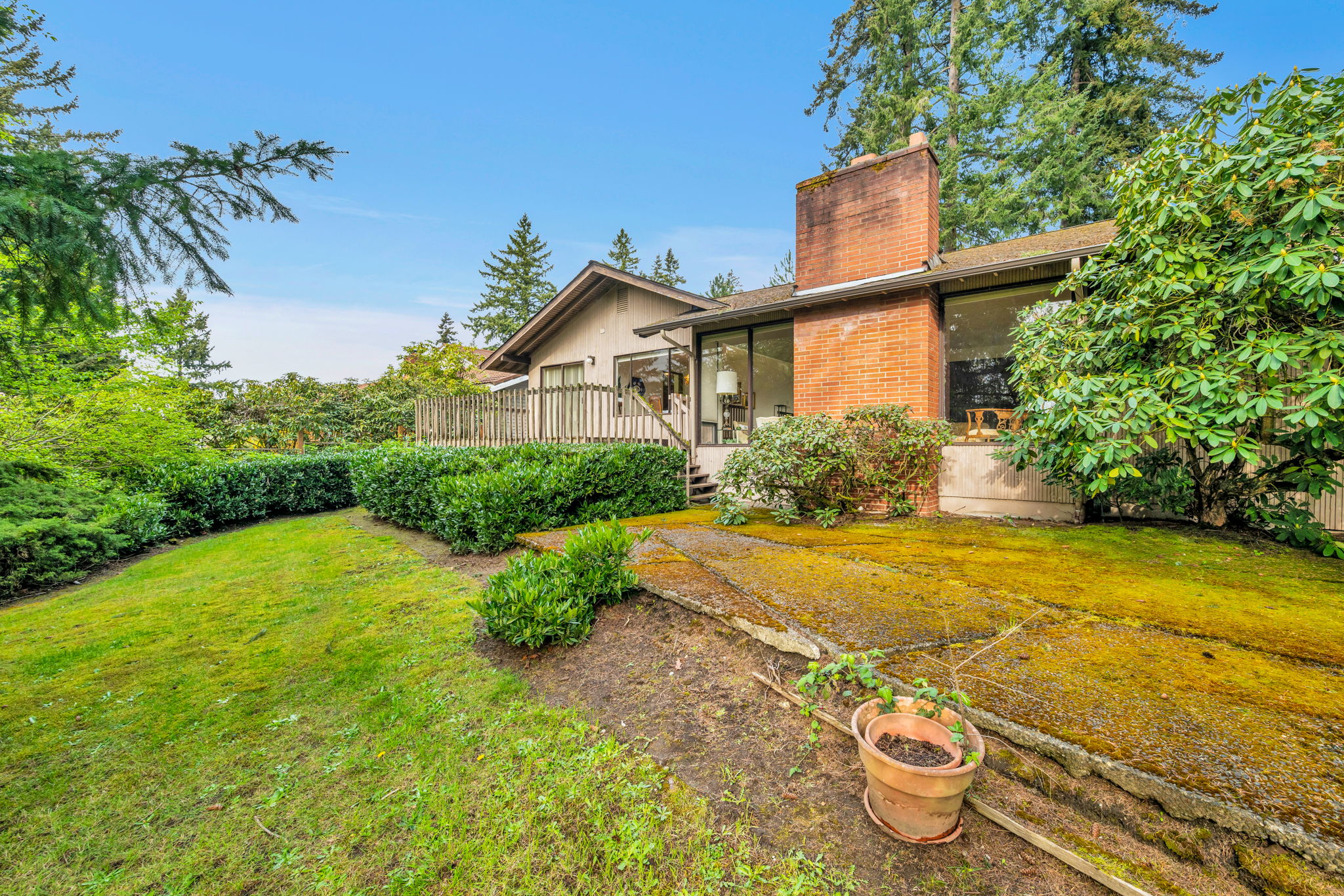 9658 51st Ave S, Seattle, WA 98118, US Photo 95