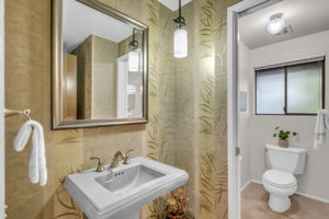 9658 51st Ave S, Seattle, WA 98118, US Photo 27