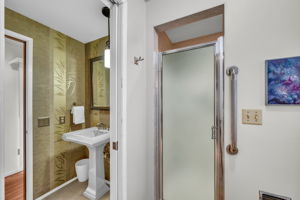 9658 51st Ave S, Seattle, WA 98118, US Photo 28