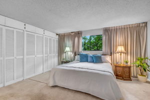 9658 51st Ave S, Seattle, WA 98118, US Photo 30