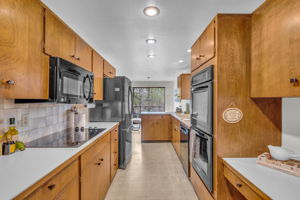 9658 51st Ave S, Seattle, WA 98118, US Photo 48