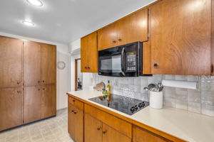 9658 51st Ave S, Seattle, WA 98118, US Photo 50