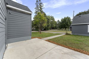  Photo 45