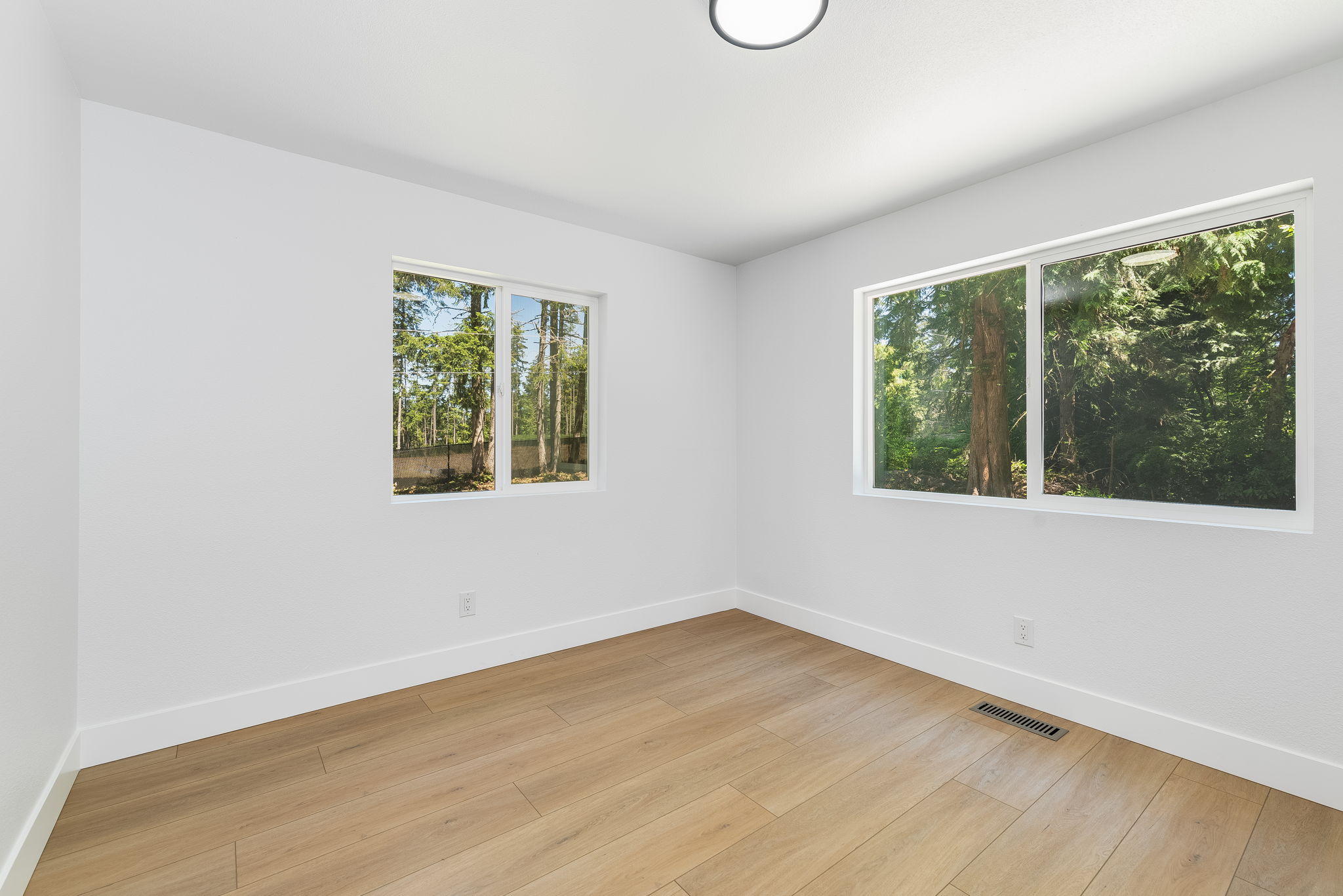 0711-5004PortOrchard-CommunityImprovementLLC-23