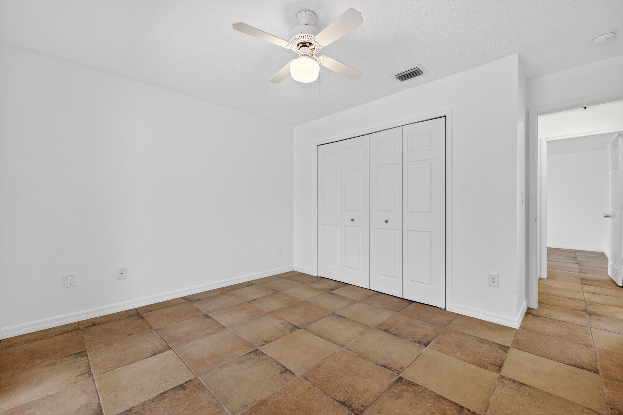 Guest Bedroom 2 - 2 of 2