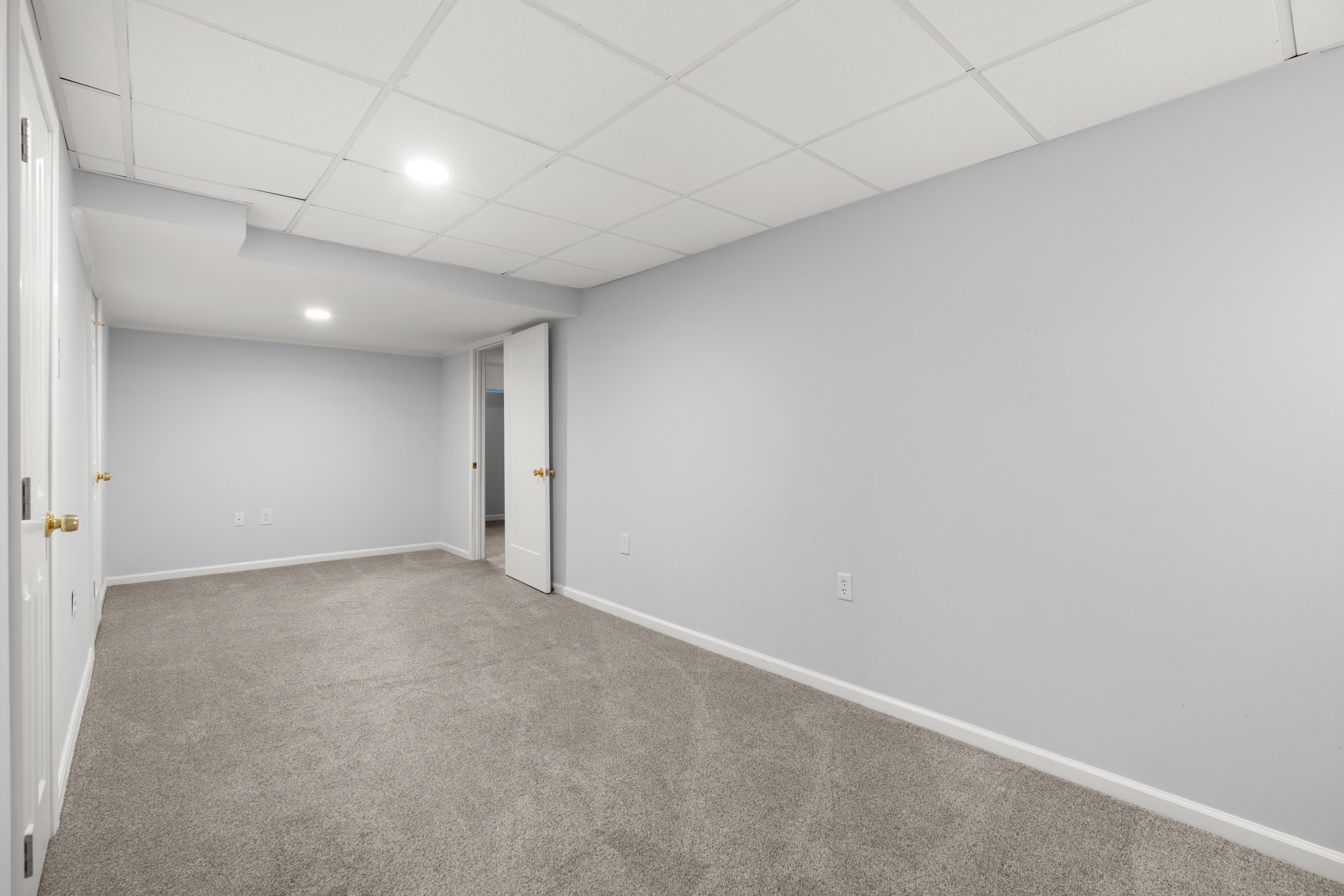 38. Sitting room.jpg