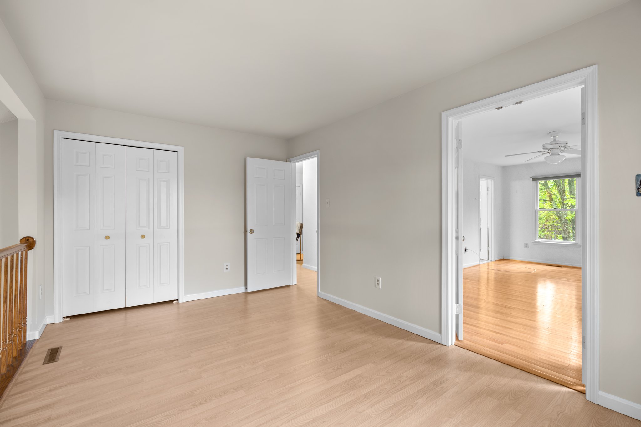 26. Upper bedroom.jpg