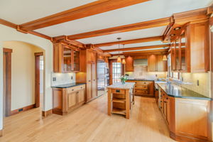 016_5005 Emerald St