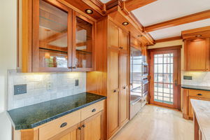 018_5005 Emerald St
