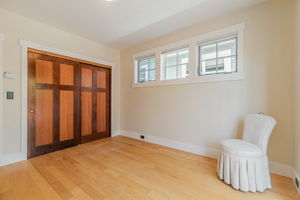 033_5005 Emerald St