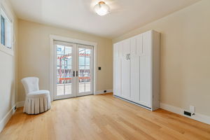 034_5005 Emerald St
