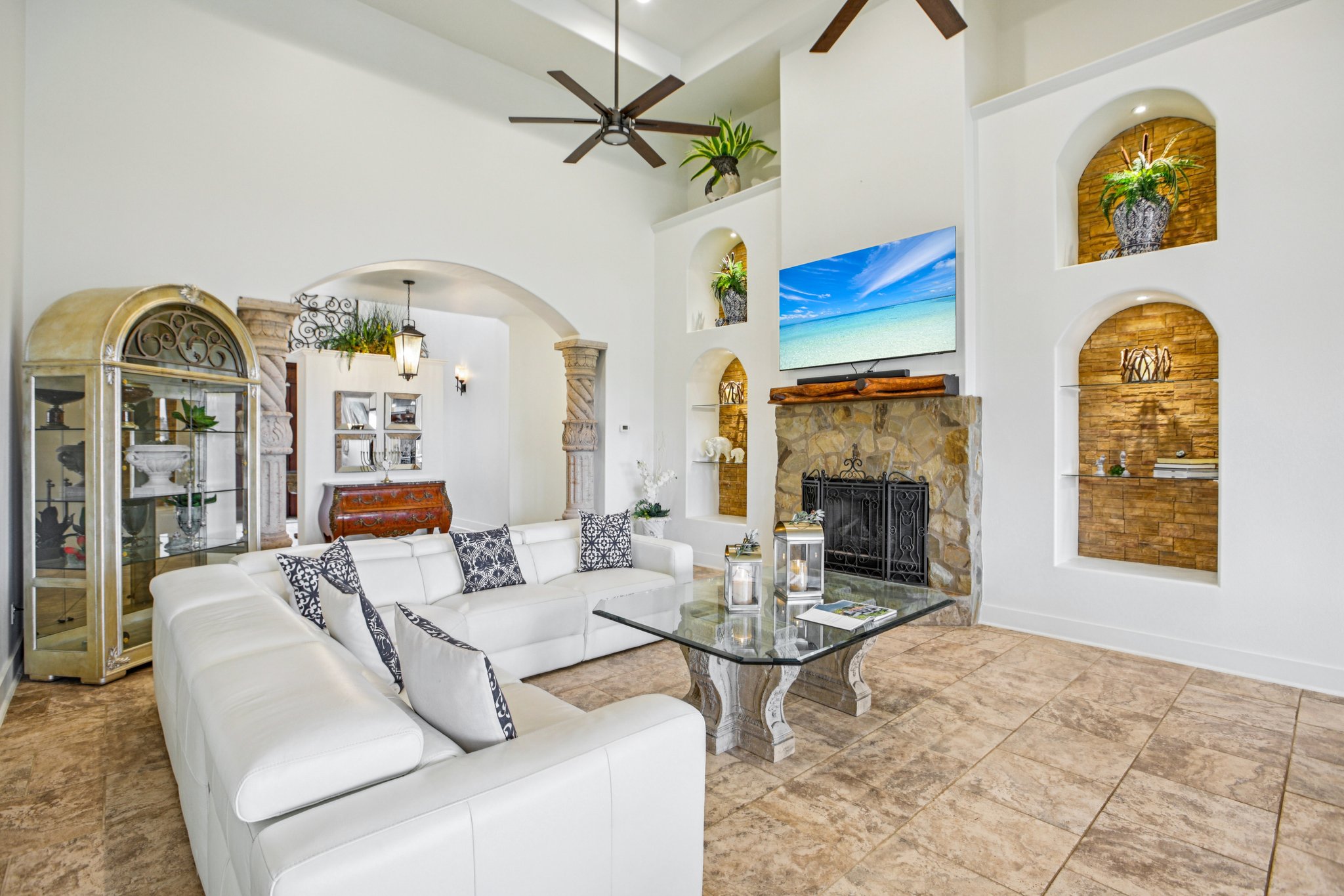 McIntyre Cir-L1512-012.jpg
