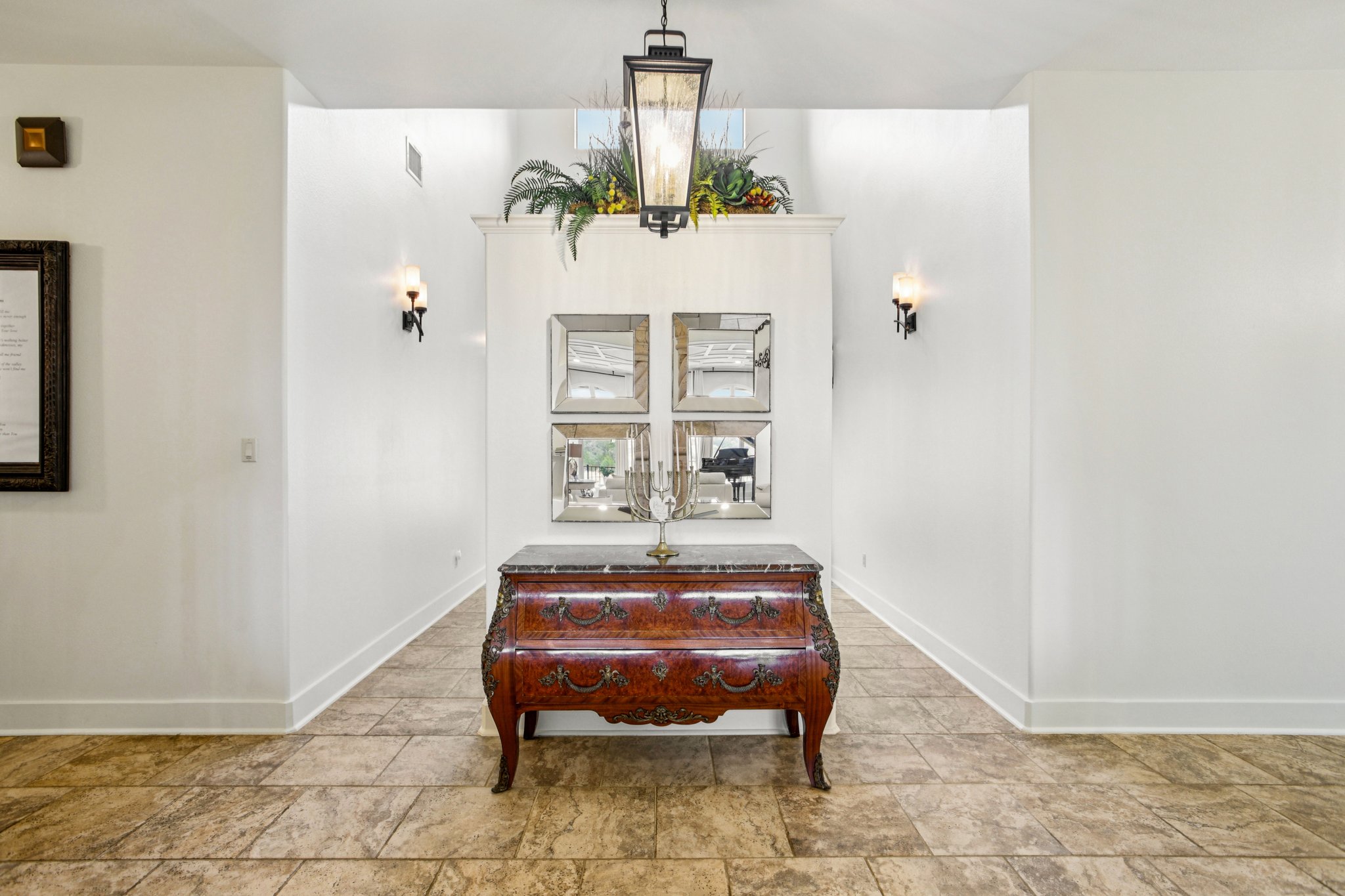 McIntyre Cir-L1512-018.jpg